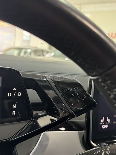 Volkswagen ID.6 Crozz 2022, 31,000 km - 0.0 л - Bakı
