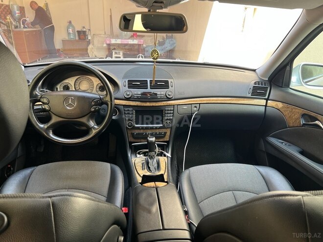 Mercedes E 200 2006, 214,000 km - 1.8 l - Bakı