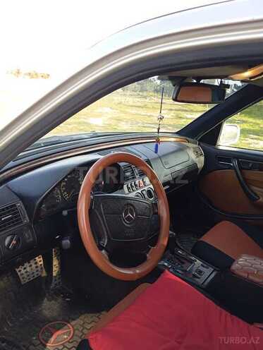 Mercedes C 220 d 2000, 634,000 km - 2.2 л - Bakı