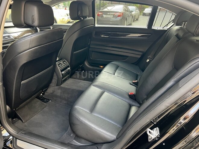 BMW 740 2012, 273,000 km - 3.0 l - Bakı