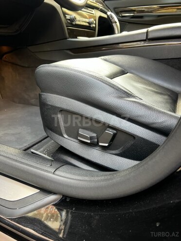 BMW 740 2012, 273,000 km - 3.0 l - Bakı