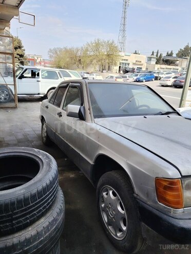 Mercedes 190 1992, 112,345 km - 2.0 л - Bakı