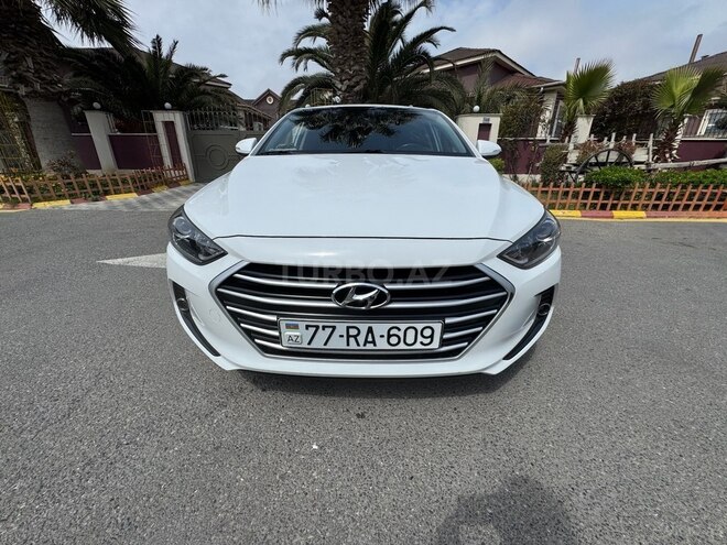Hyundai Avante 2015, 222,000 km - 1.6 l - Bakı