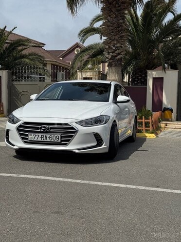 Hyundai Avante 2015, 222,000 km - 1.6 l - Bakı