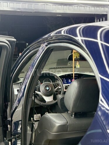 BMW 525 2006, 179,000 km - 2.5 l - Bakı