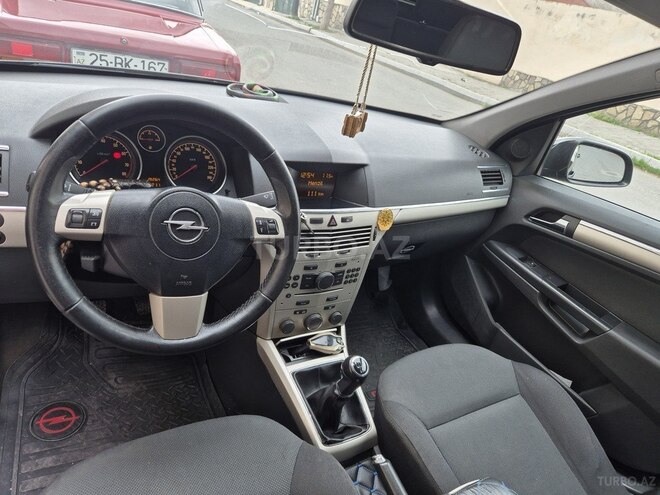 Opel Astra 2007, 220,000 km - 1.4 л - Göygöl