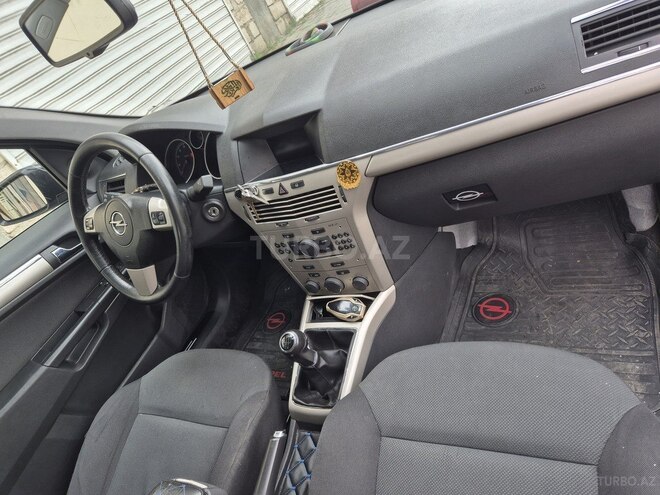 Opel Astra 2007, 220,000 km - 1.4 л - Göygöl