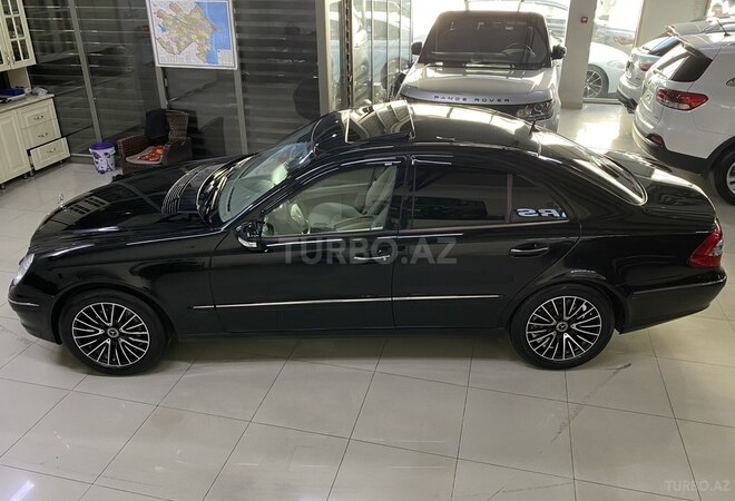 Mercedes E 320-7