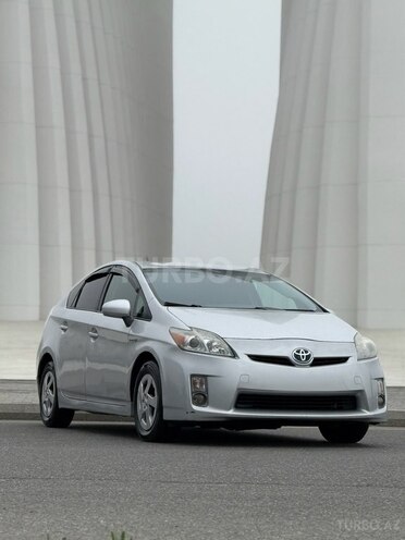 Toyota Prius 2010, 272,120 km - 1.8 л - Bakı