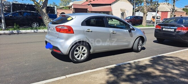 Kia Rio 2012, 132,650 km - 1.6 л - Gəncə