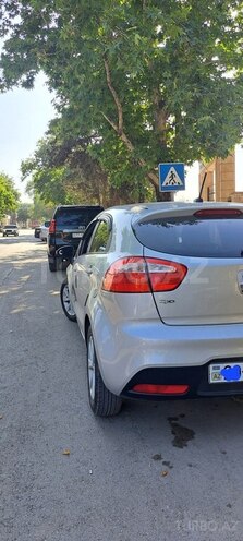 Kia Rio 2012, 132,650 km - 1.6 л - Gəncə