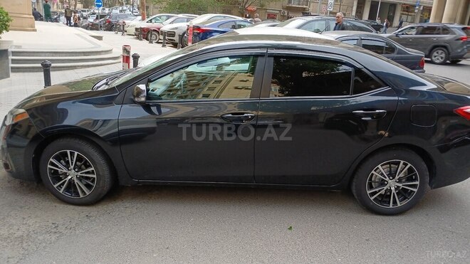 Toyota Corolla 2014, 233,355 km - 1.8 l - Bakı