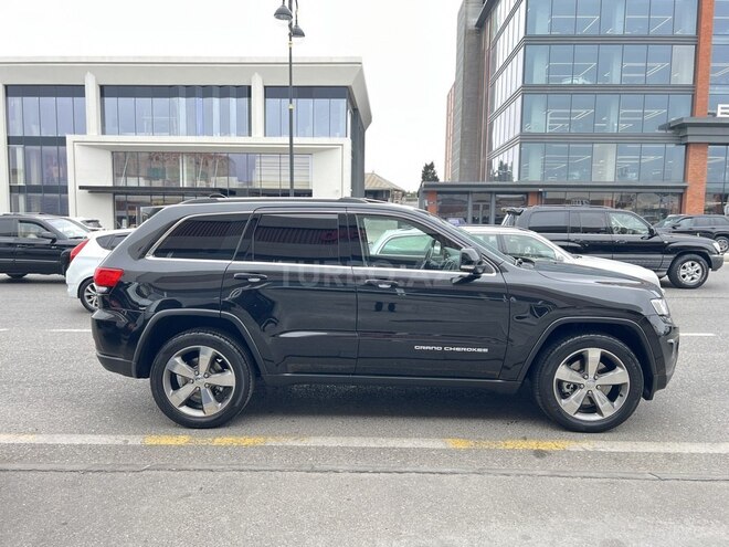 Jeep Grand Cherokee-4