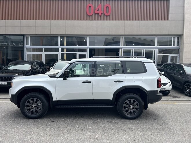 Toyota Land Cruiser Prado-3