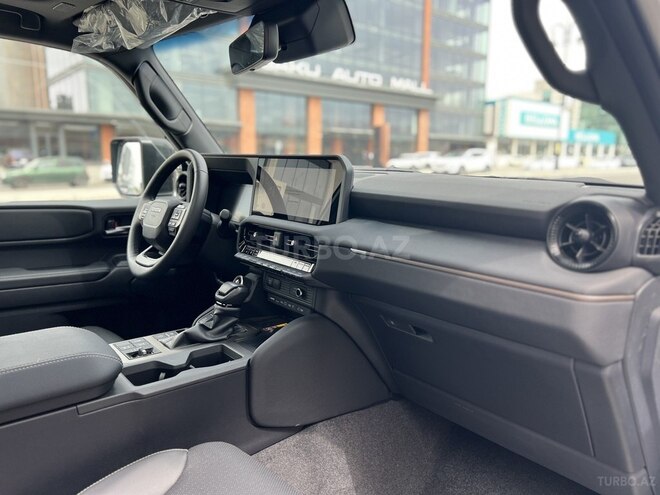 Toyota Land Cruiser Prado-9