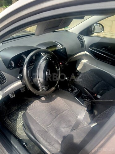 Kia Ceed 2008, 265,000 km - 1.4 л - Şamaxı