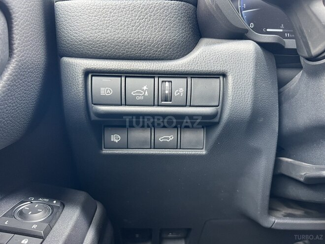 Toyota Land Cruiser Prado-17
