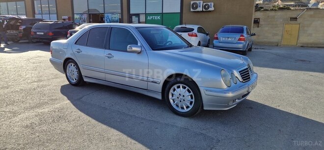 Mercedes E 220 d 1999, 417,523 km - 2.2 l - Bakı