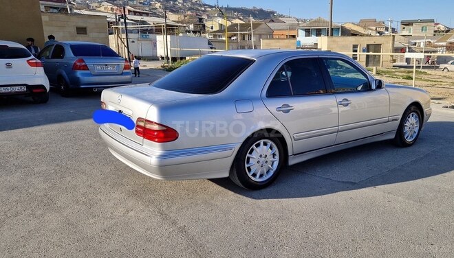 Mercedes E 220 d 1999, 417,523 km - 2.2 l - Bakı