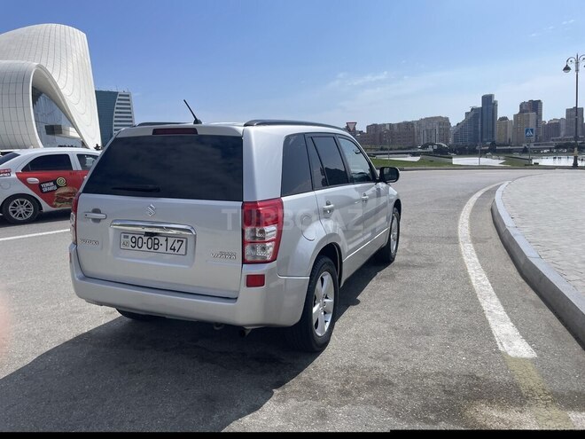 Suzuki Grand Vitara 2011, 179,000 km - 2.4 l - Bakı