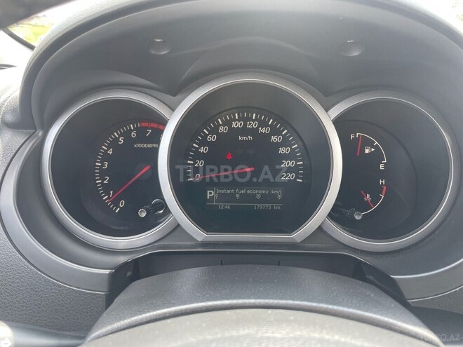 Suzuki Grand Vitara 2011, 179,000 km - 2.4 l - Bakı