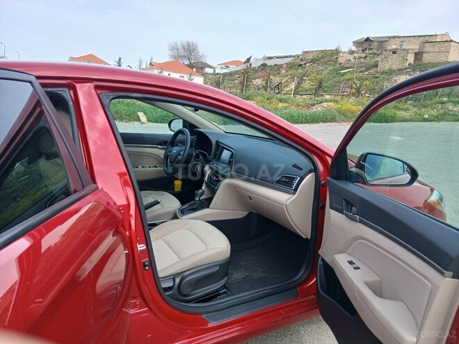 Hyundai Elantra 2017, 61,000 km - 2.0 l - Bakı