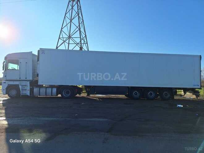 Renault Magnum 2012, 868,000 km - 13.0 l - Lənkəran