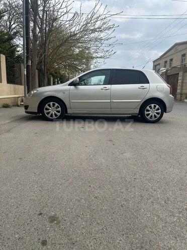 Toyota Corolla 2005, 240,000 km - 1.4 л - Bakı