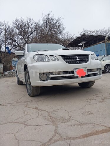 Mitsubishi Airtrek 2002, 300,000 km - 2.0 l - Bakı