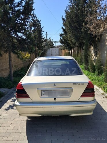 Mercedes C 200 1995, 270,000 km - 2.0 l - Bakı