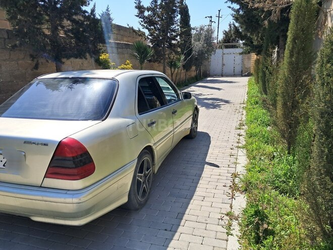 Mercedes C 200 1995, 270,000 km - 2.0 l - Bakı