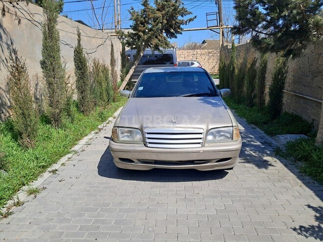 Mercedes C 200 1995, 270,000 km - 2.0 l - Bakı