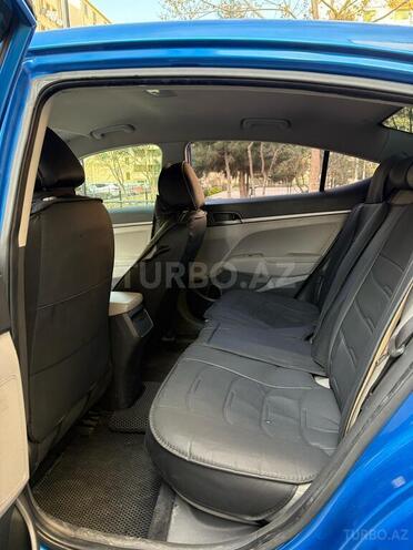 Hyundai Elantra 2016, 125,000 km - 2.0 l - Bakı