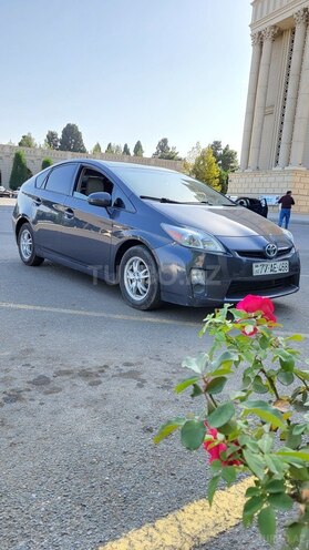 Toyota Prius 2011, 220,000 km - 1.8 l - Gəncə