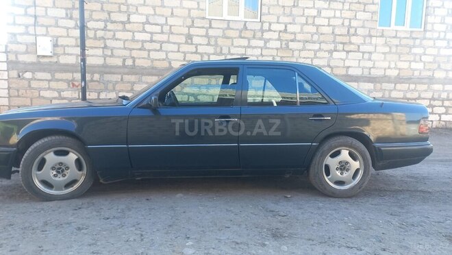 Mercedes E 300 d 1994, 294,000 km - 3.0 l - Ağstafa