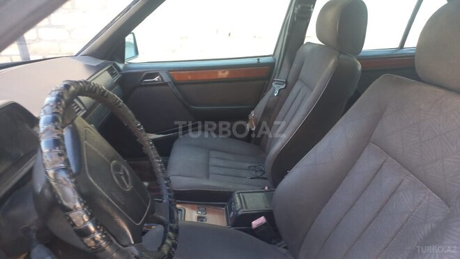 Mercedes E 300 d 1994, 294,000 km - 3.0 l - Ağstafa