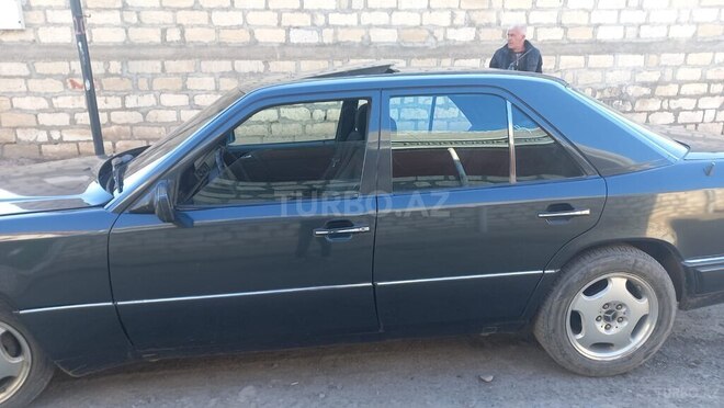 Mercedes E 300 d 1994, 294,000 km - 3.0 l - Ağstafa