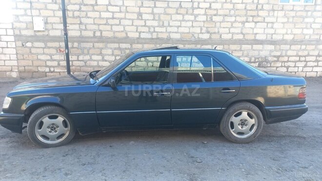 Mercedes E 300 d 1994, 294,000 km - 3.0 l - Ağstafa