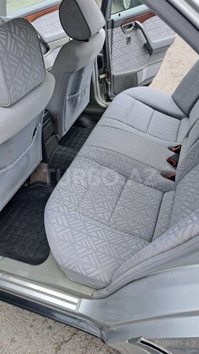 Mercedes C 220 1994, 325,000 km - 2.2 l - Şəki