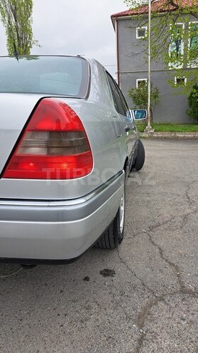 Mercedes C 220 1994, 325,000 km - 2.2 l - Şəki