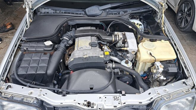 Mercedes C 220 1994, 325,000 km - 2.2 l - Şəki
