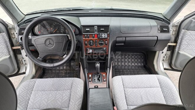 Mercedes C 220 1994, 325,000 km - 2.2 l - Şəki