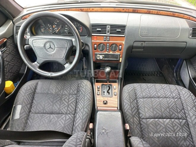 Mercedes C 220 d 1994, 298,000 km - 2.2 l - Lənkəran
