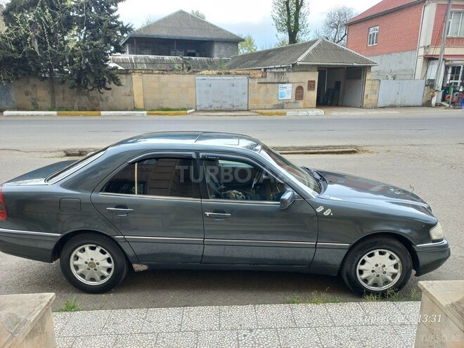 Mercedes C 220 d 1994, 298,000 km - 2.2 l - Lənkəran