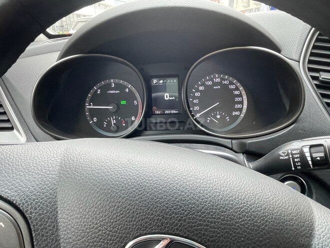 Hyundai Santa Fe 2017, 203,200 km - 2.0 l - Bakı