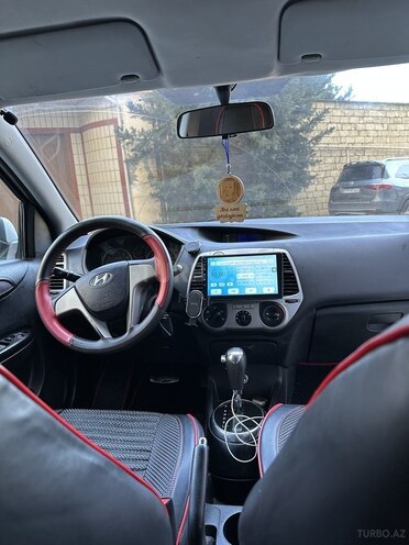 Hyundai i20 2010, 213,000 km - 1.4 l - Bakı