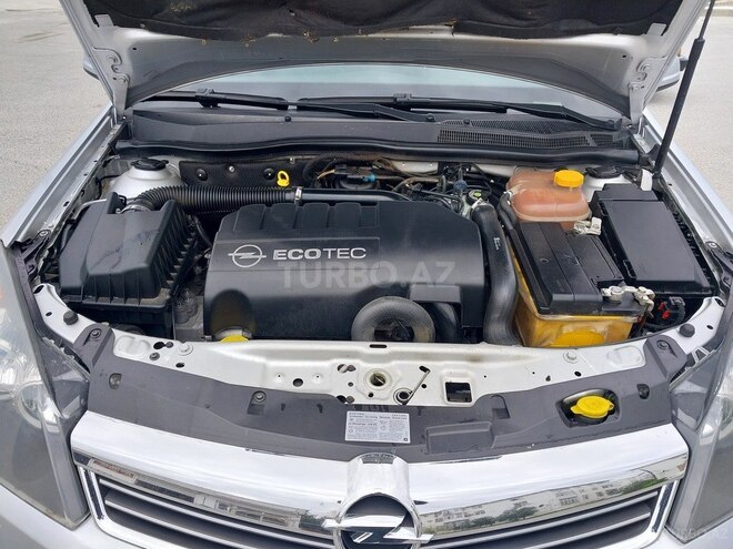 Opel Astra 2010, 325,000 km - 1.3 l - Bakı