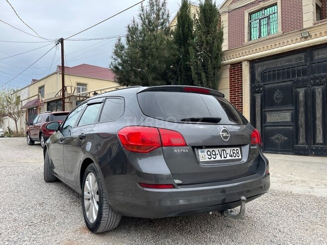 Opel Astra 2011, 305,000 km - 1.3 л - Bakı