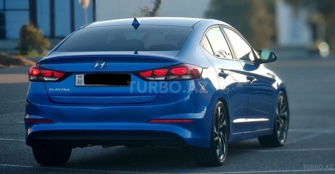 Hyundai Elantra 2018, 132,000 km - 2.0 л - Bakı