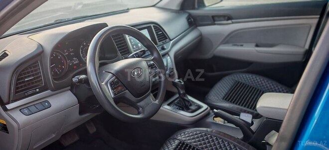 Hyundai Elantra 2018, 132,000 km - 2.0 л - Bakı